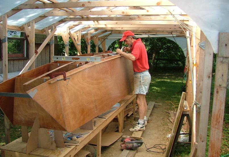 W17 Main hull